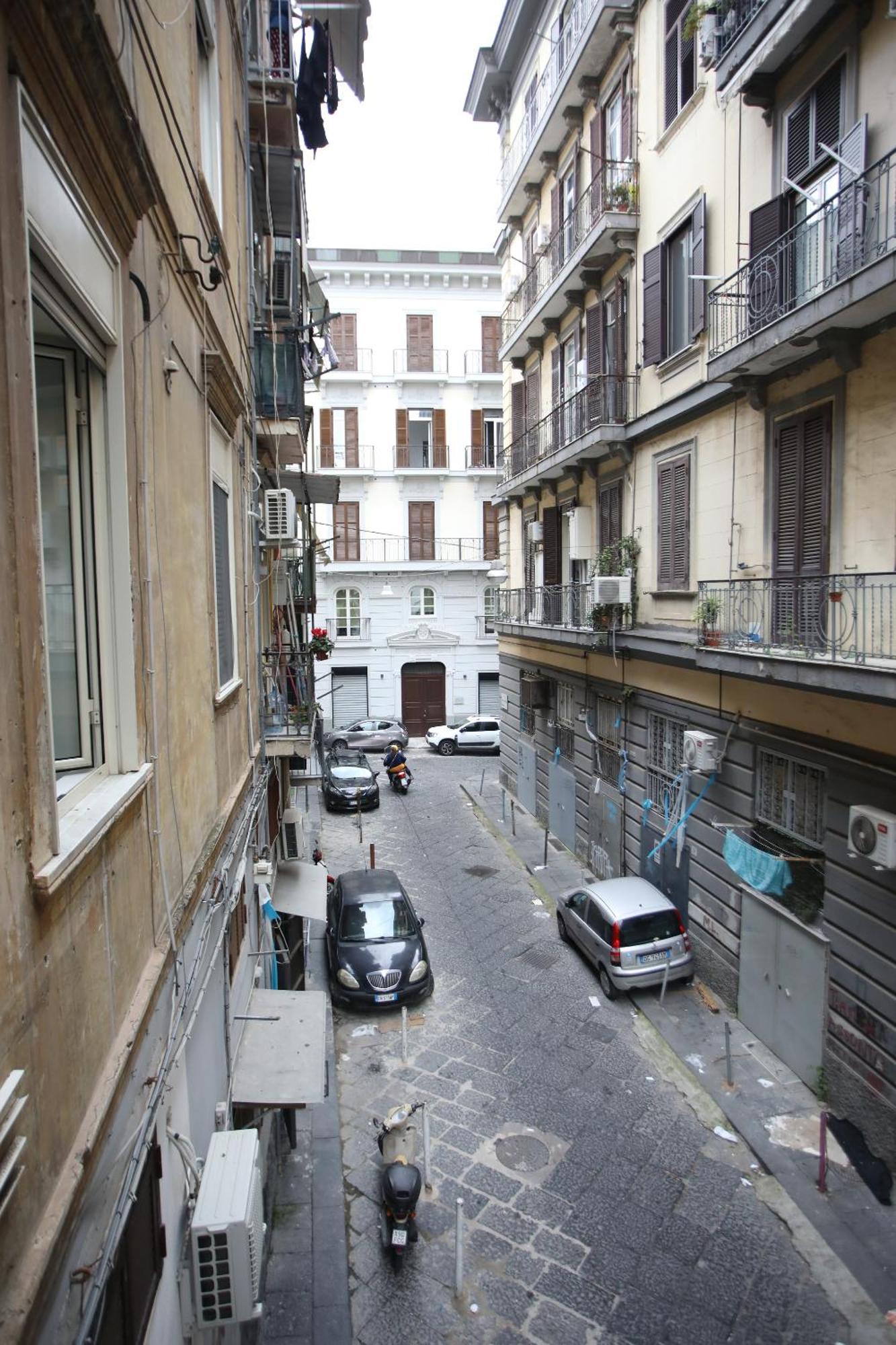 Appartamento La Casa Sulla Nuvola Duomo Centro Storico Di Napoli Esterno foto
